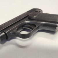 02- 6,35 mm samonabíjacia pištoľ FN model 1906